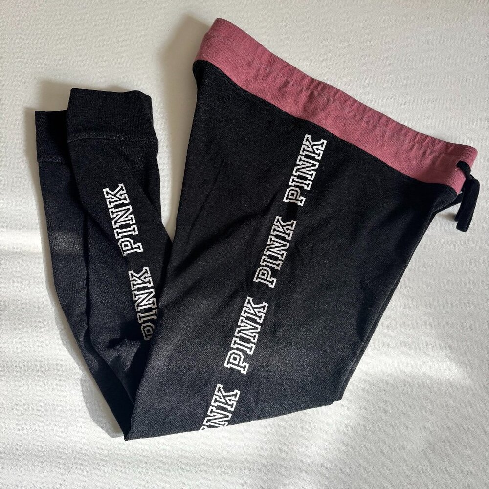 PINK Victoria’s Secret Yoga Leggings – Black with Mauve Waistband & Logo Side St